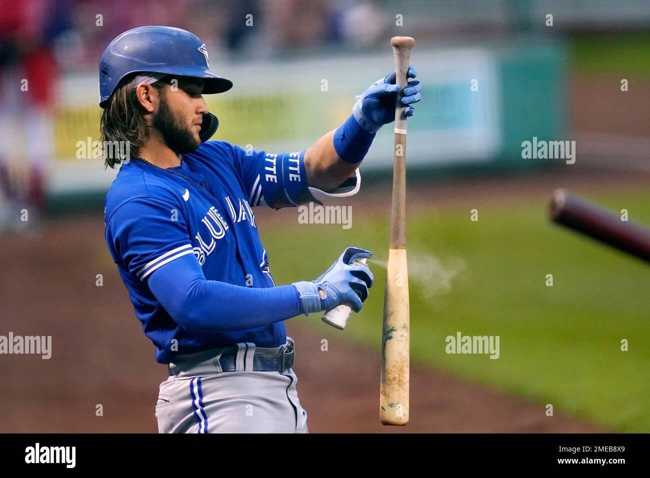 What Do Mlb Players Spray On Their Bats